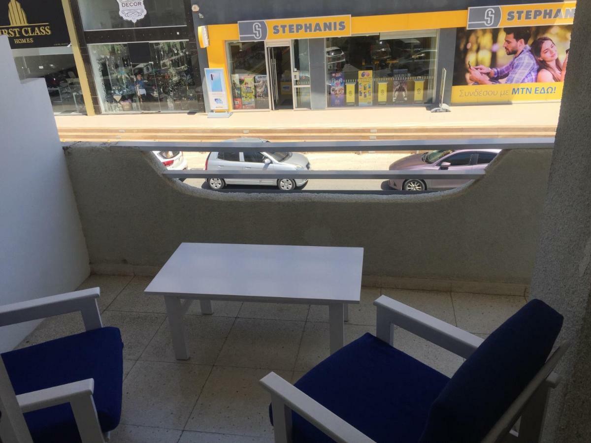 Modern Apartment In Paphos Town Centre Eksteriør bilde